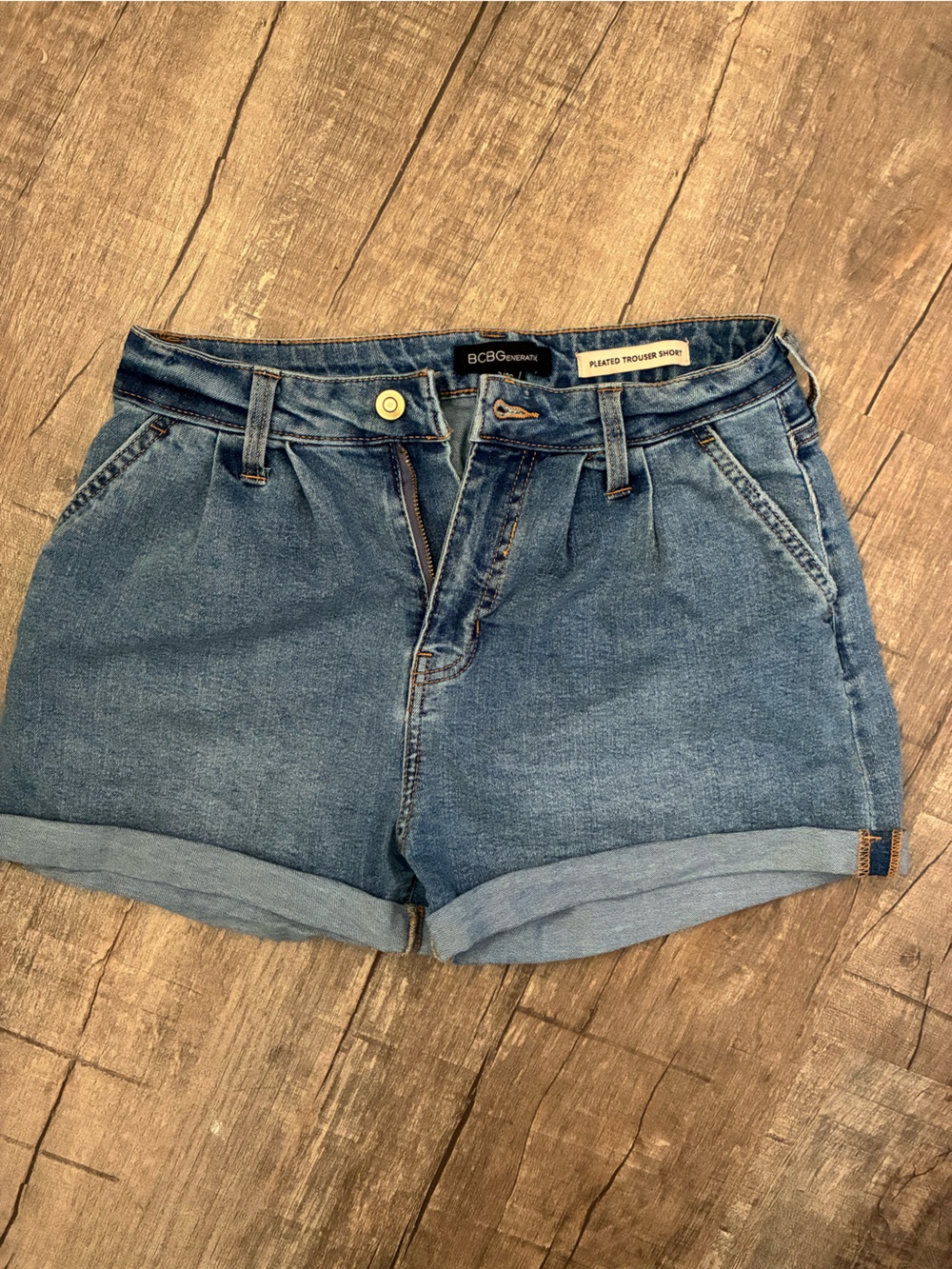 Blue Denim Pleated Shorts - Picture 3 of 4